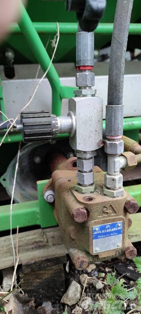 LANGREN RS-800 퇴비살포기