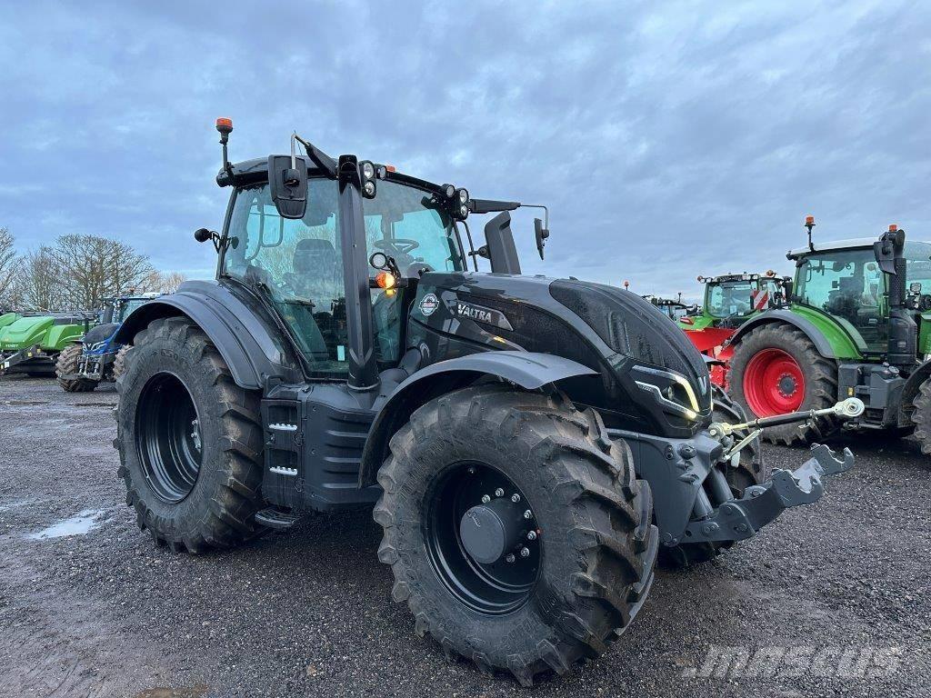 Valtra T 235 Direct 트랙터