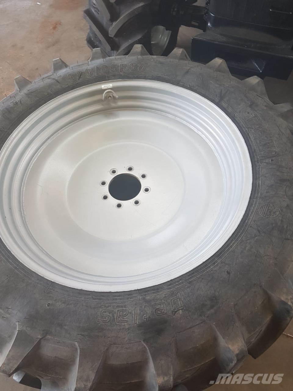 Petlas 380/85R38 타이어, 휠 및 림