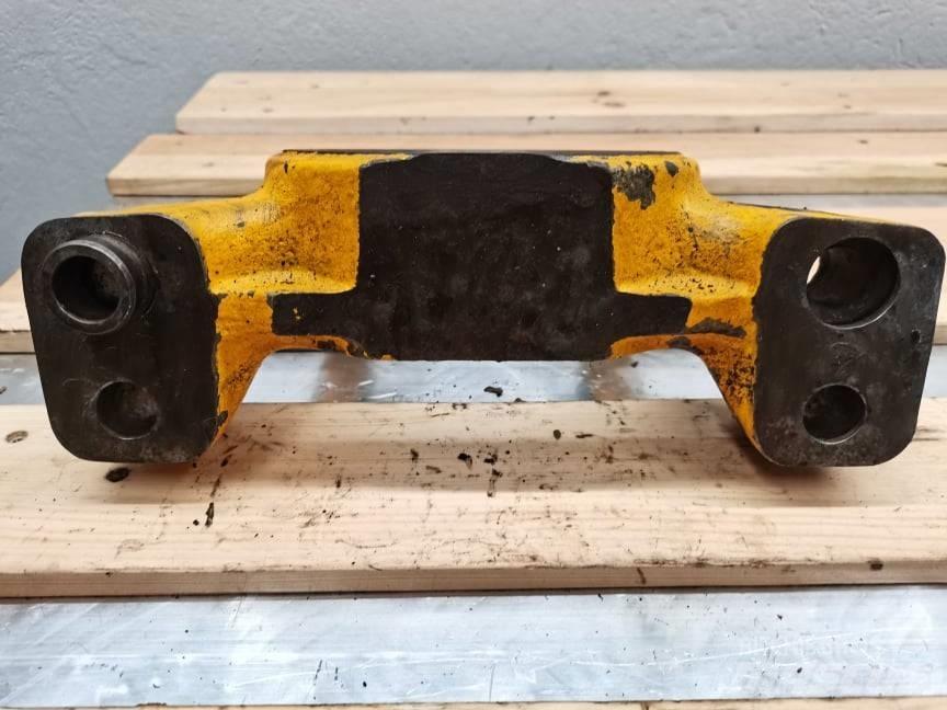 JCB 530-70 {axle} 차축