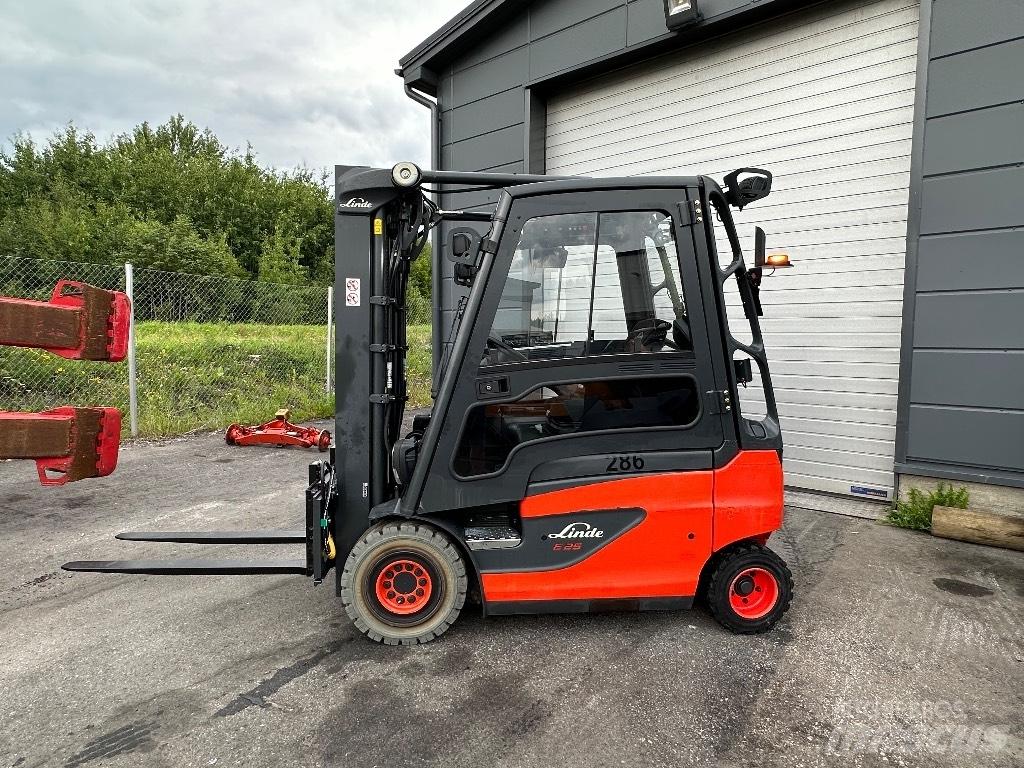 Linde E 25 -01 전동 지게차