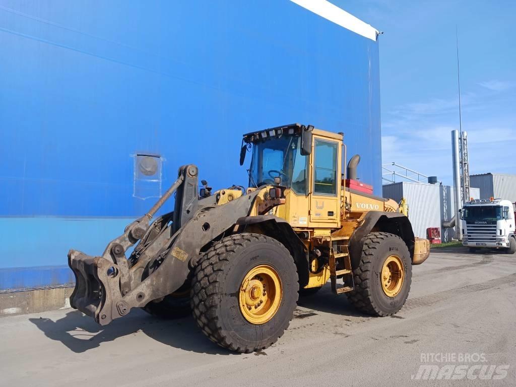 Volvo L 120 E  휠로우더