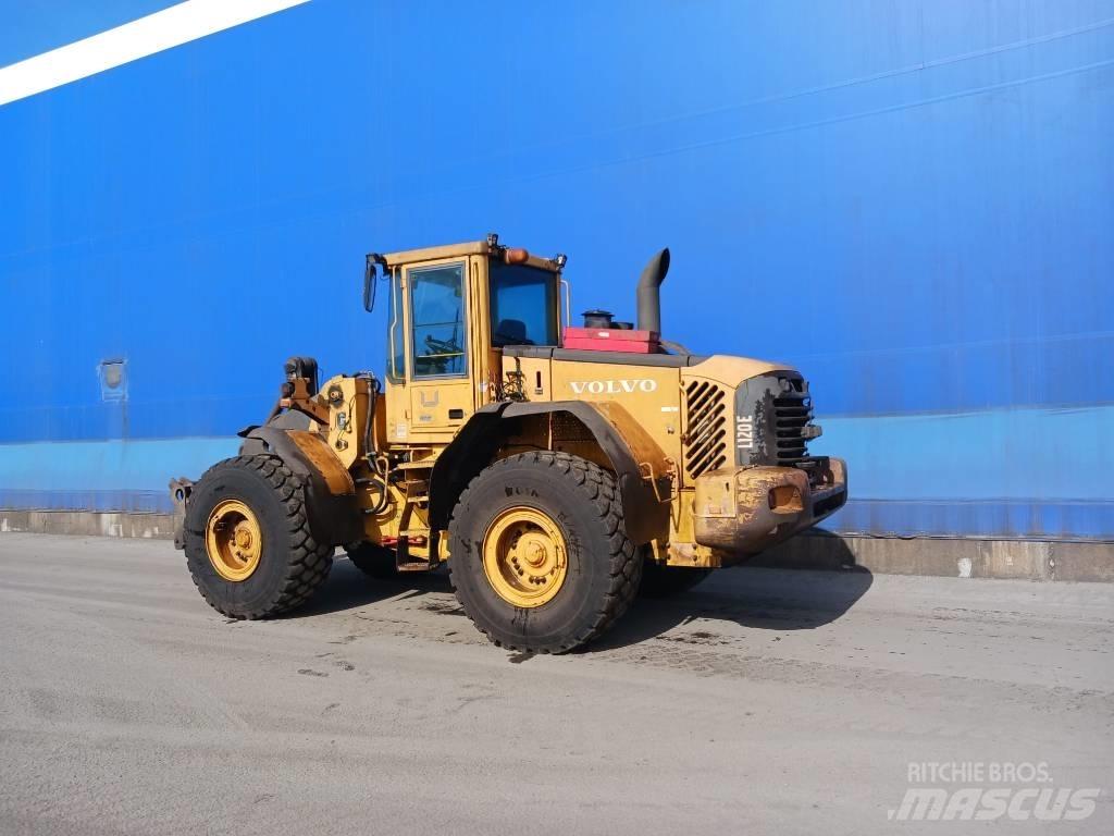 Volvo L 120 E  휠로우더