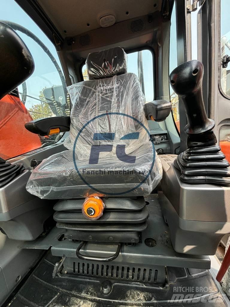 Doosan DX 225 LCA 중형굴삭기 7톤-28톤