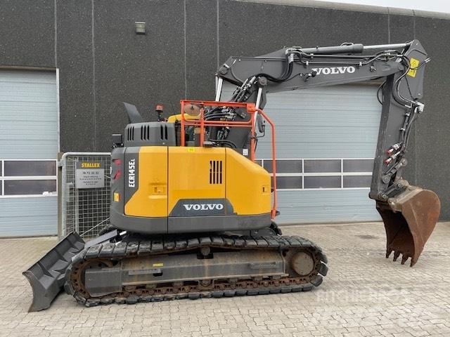 Volvo ECR145E 대형 굴삭기 29톤 이상