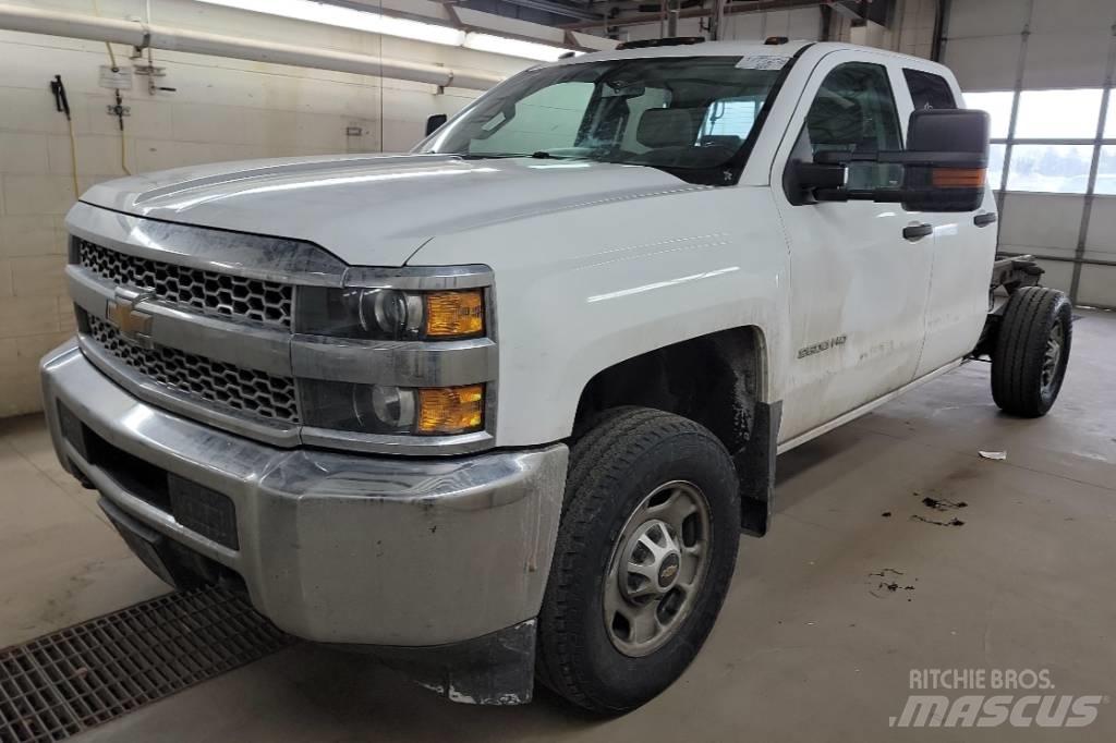 Chevrolet 2500 HD 새시 운전실 트럭