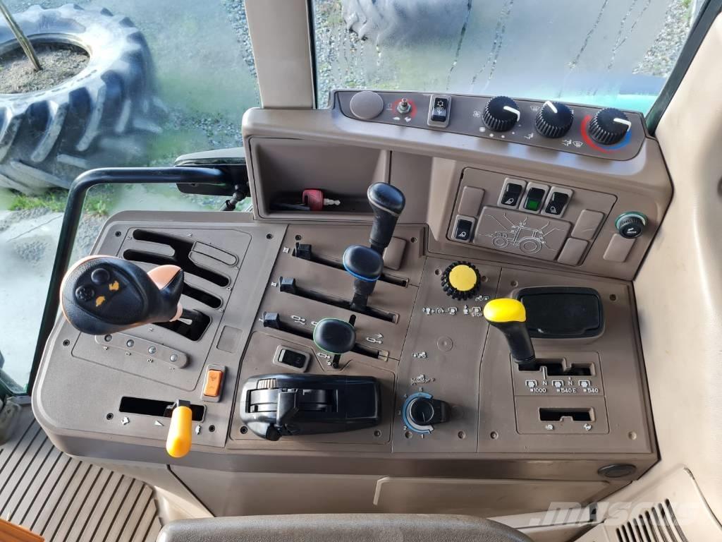 John Deere 6830 트랙터