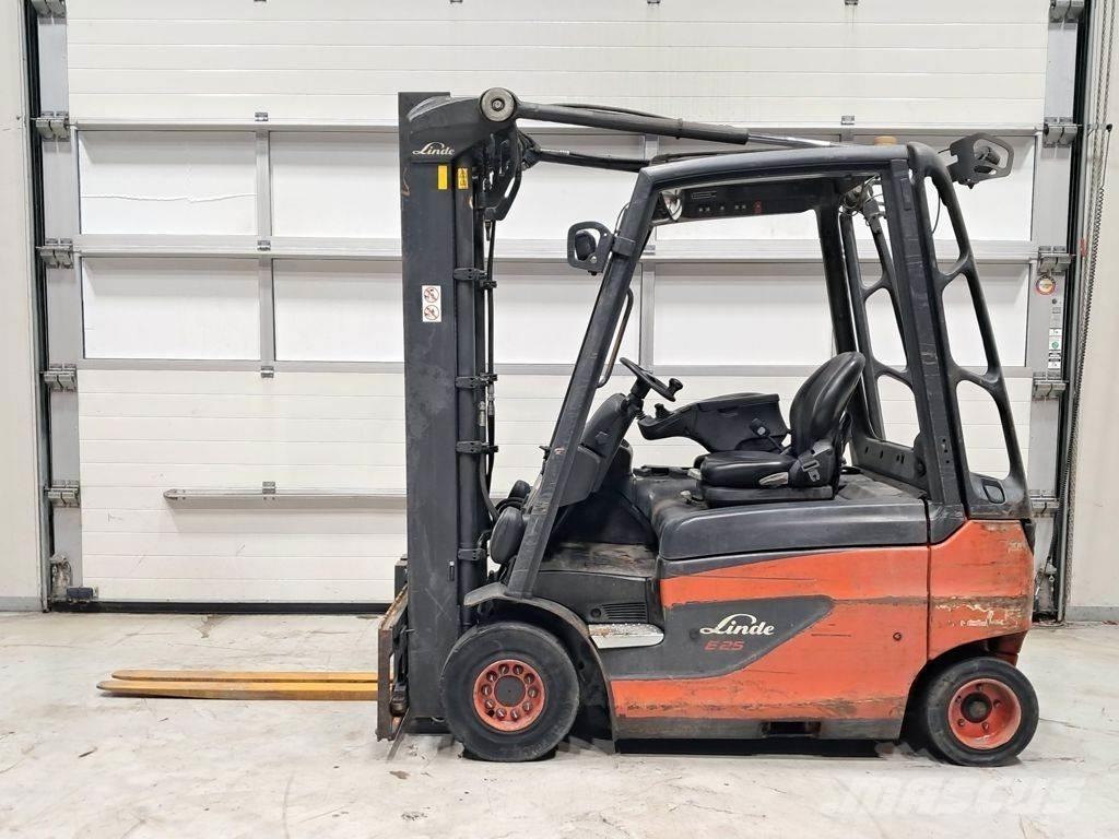 Linde E25-01 전동 지게차