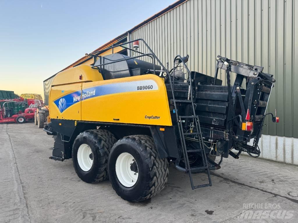 New Holland BB 9060 각형 곤포기