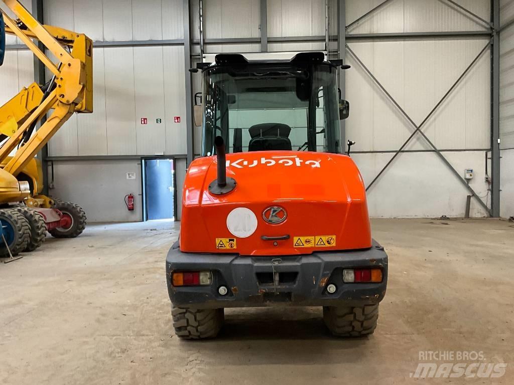 Kubota R 085  휠로우더