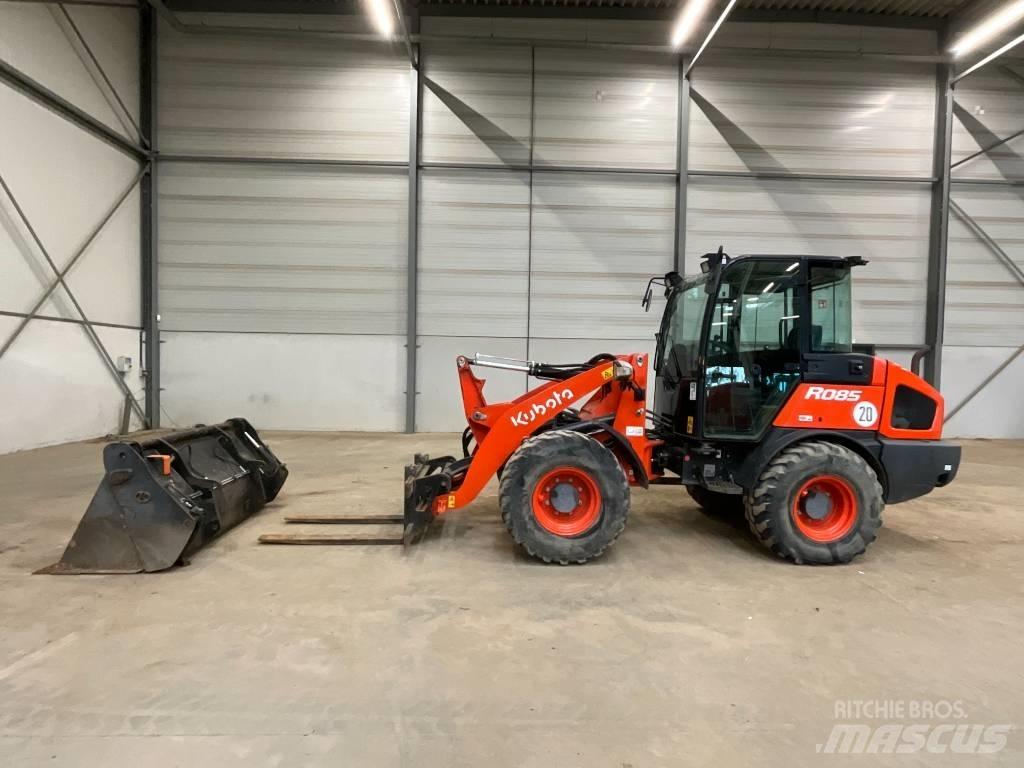 Kubota R 085  휠로우더