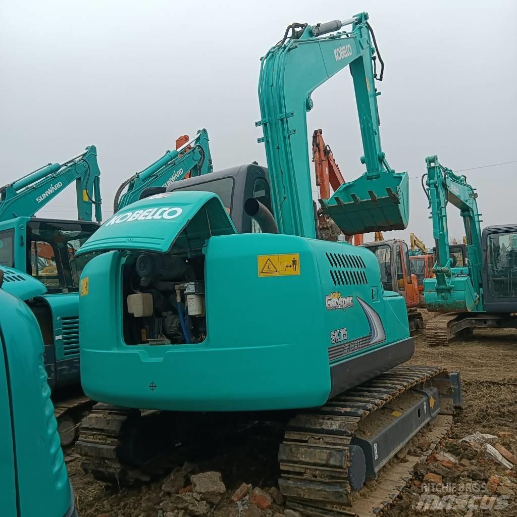 Kobelco SK75-8 중형굴삭기 7톤-28톤