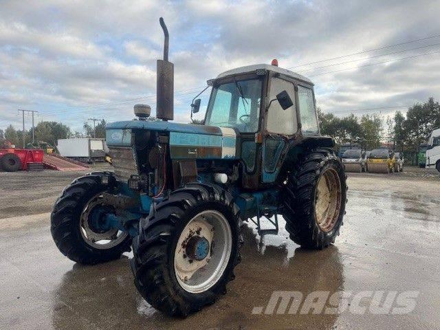 Ford 8210 트랙터
