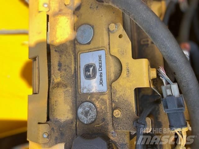John Deere 210 GLC 대형 굴삭기 29톤 이상