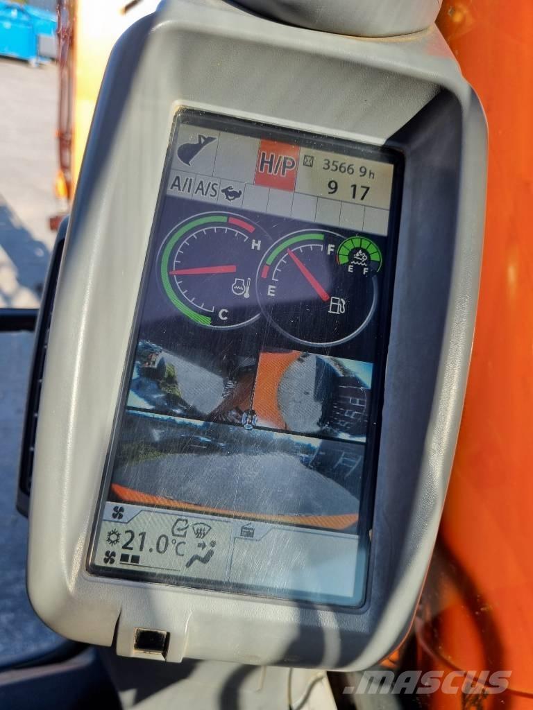 Hitachi ZX 135 US-6 대형 굴삭기 29톤 이상