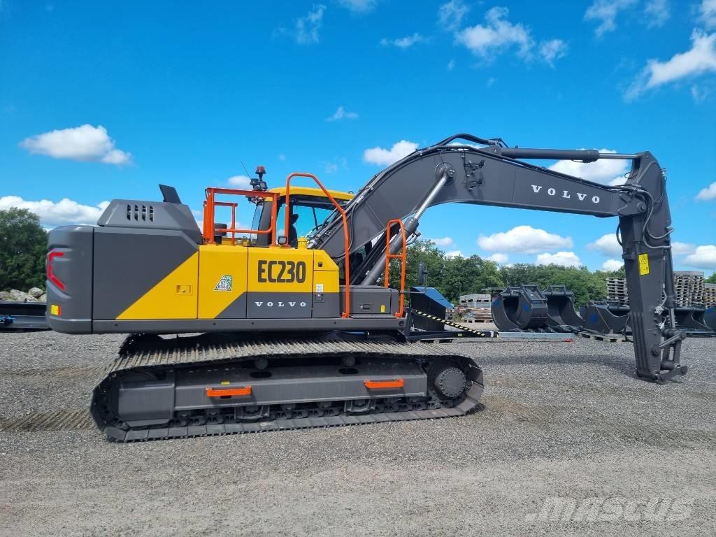 Volvo EC 230 FL 대형 굴삭기 29톤 이상