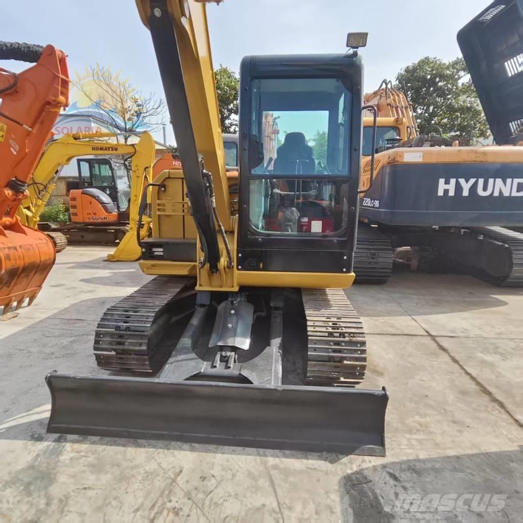 CAT 305.5 E 소형 굴삭기 7톤 미만