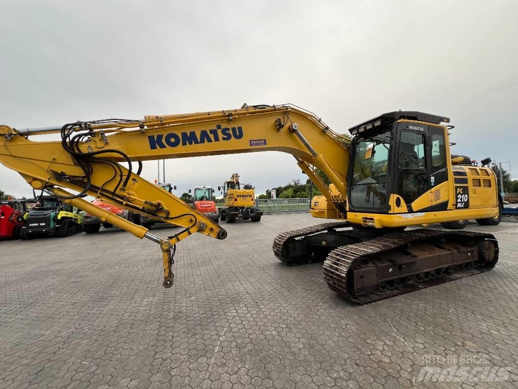 Komatsu PC210NLC-11 대형 굴삭기 29톤 이상
