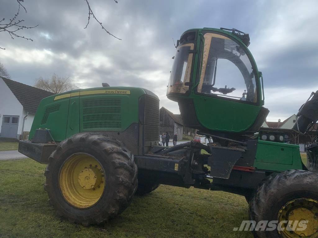 John Deere 1270 E 원목 하베스터