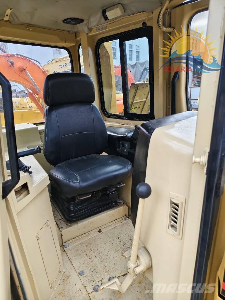 CAT D 7 R 크롤러 도저