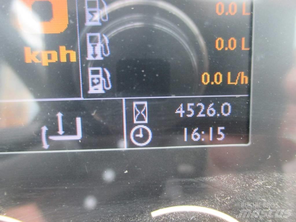 JCB 525-60 텔러 핸들러