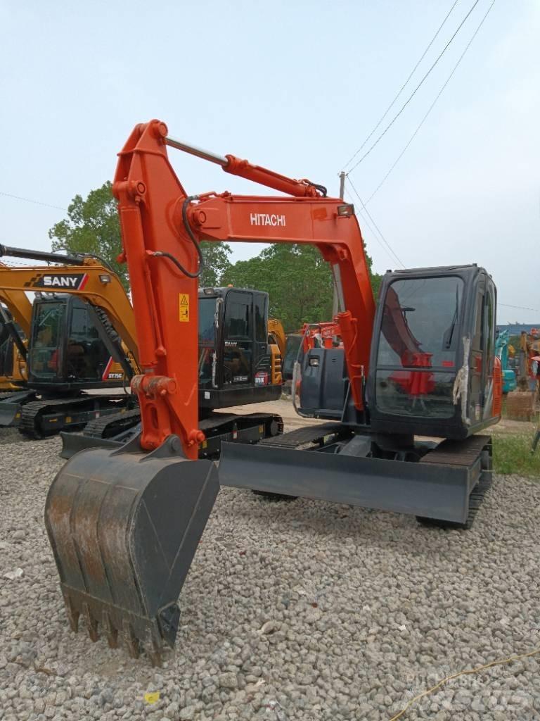 Hitachi ZX 70 소형 굴삭기 7톤 미만