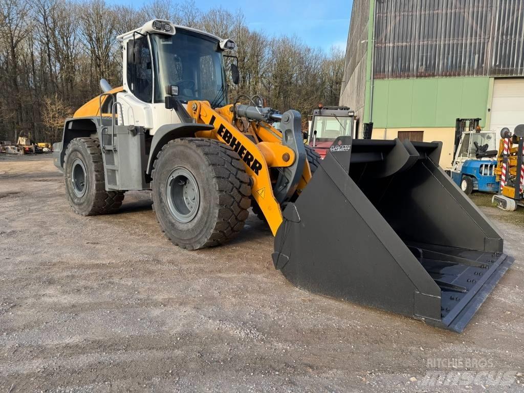 Liebherr L 550  휠로우더