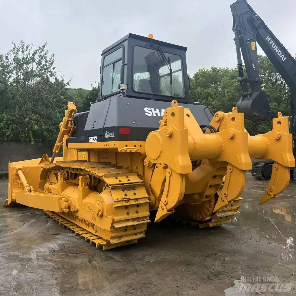 Shantui SD22 크롤러 도저