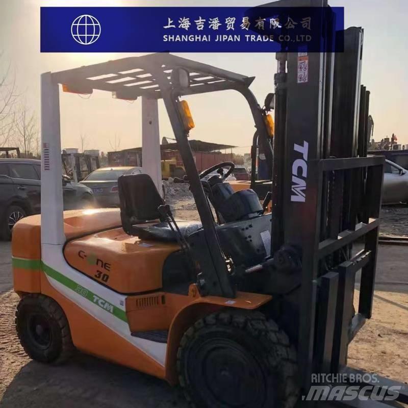 TCM FD 30 디젤 지게차