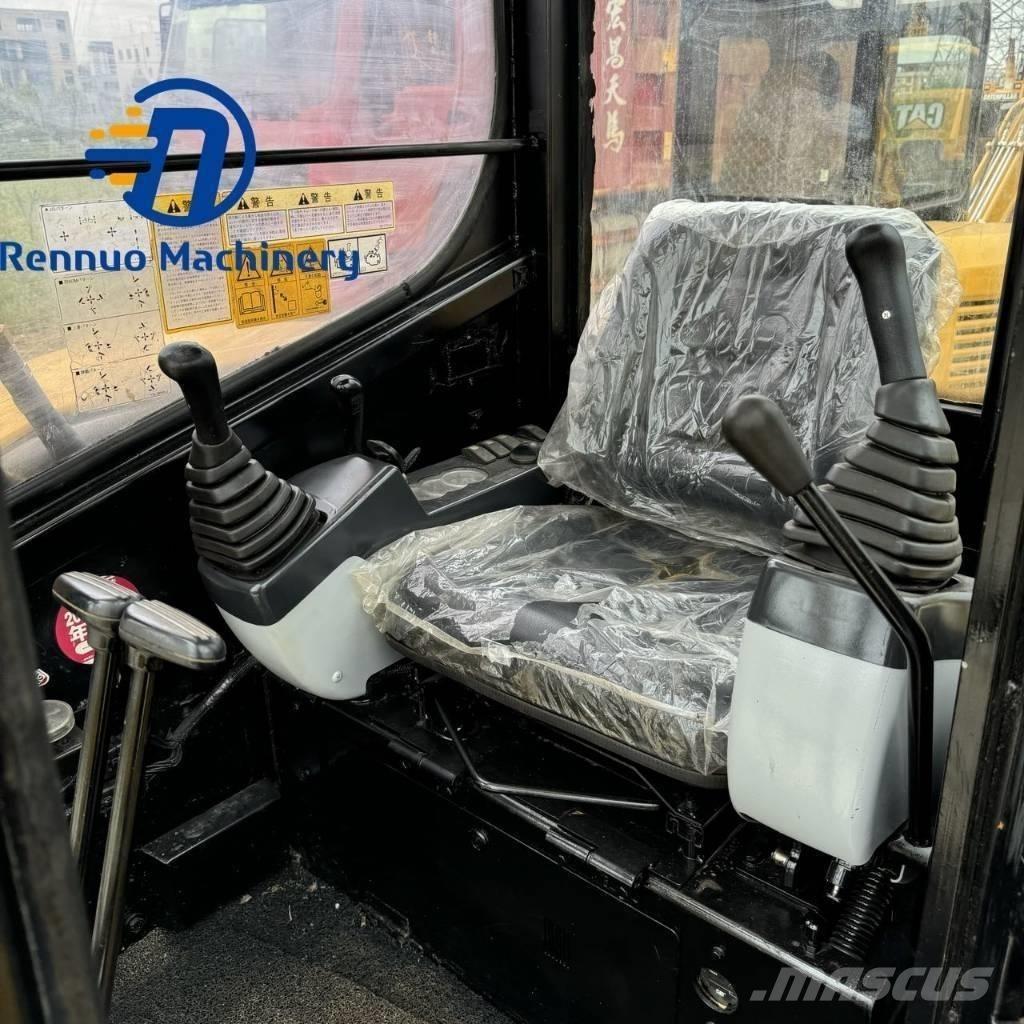 CAT 305 C CR 소형 굴삭기 7톤 미만