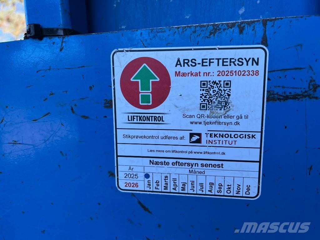 Genie GRC 12 인원/화물 앨리베이터