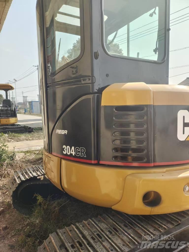 CAT 304 CR 소형 굴삭기 7톤 미만