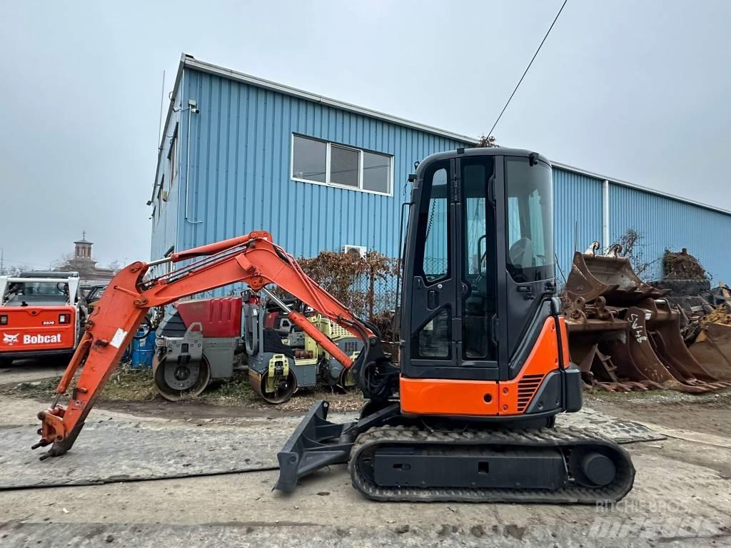 Hitachi ZX 27 U-2 소형 굴삭기 7톤 미만