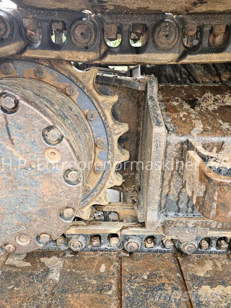 Hitachi ZX 135 US-7 대형 굴삭기 29톤 이상