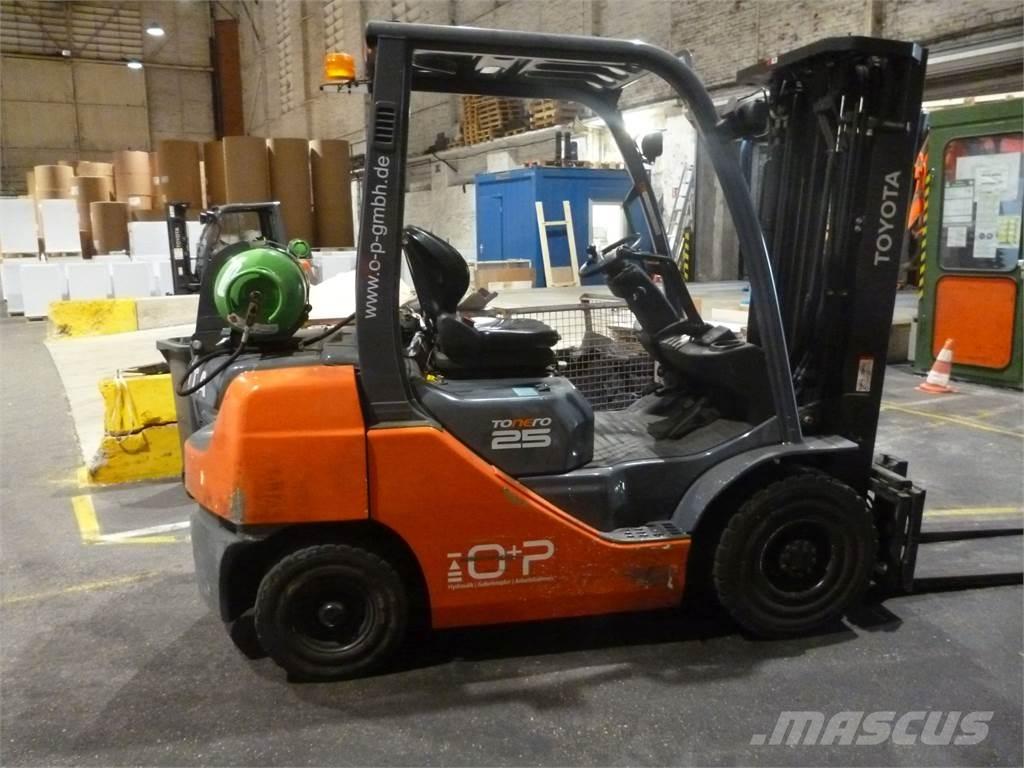 Toyota 02-8FGF25 LPG 지게차