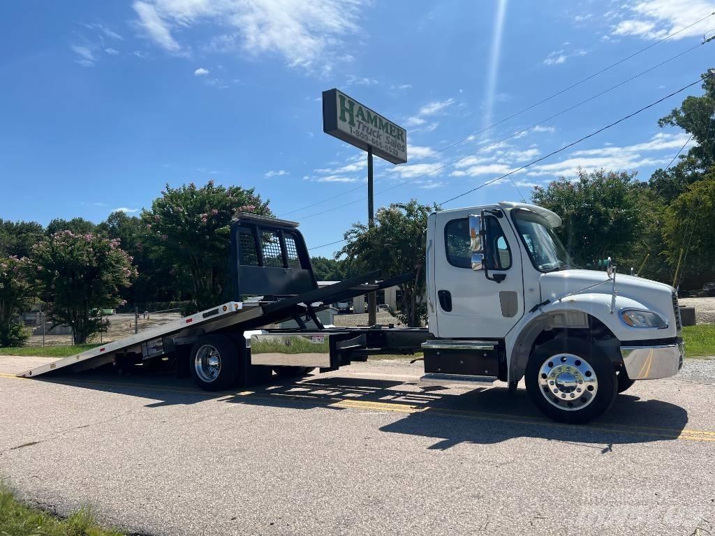 Freightliner M2 회수 차량