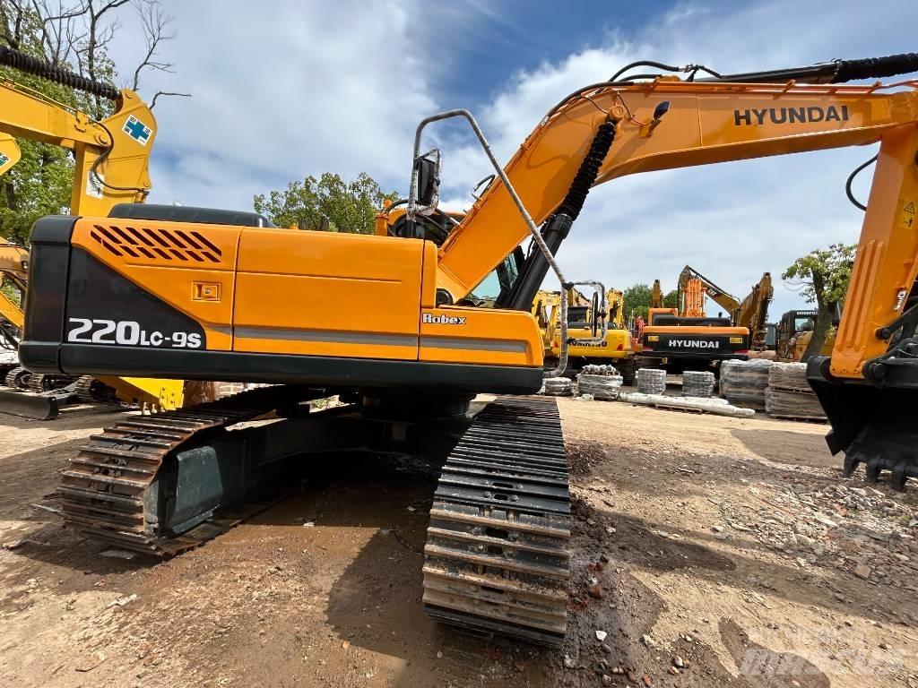 Hyundai 220-9S 대형 굴삭기 29톤 이상