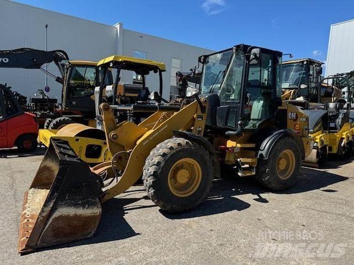 CAT 908M  휠로우더