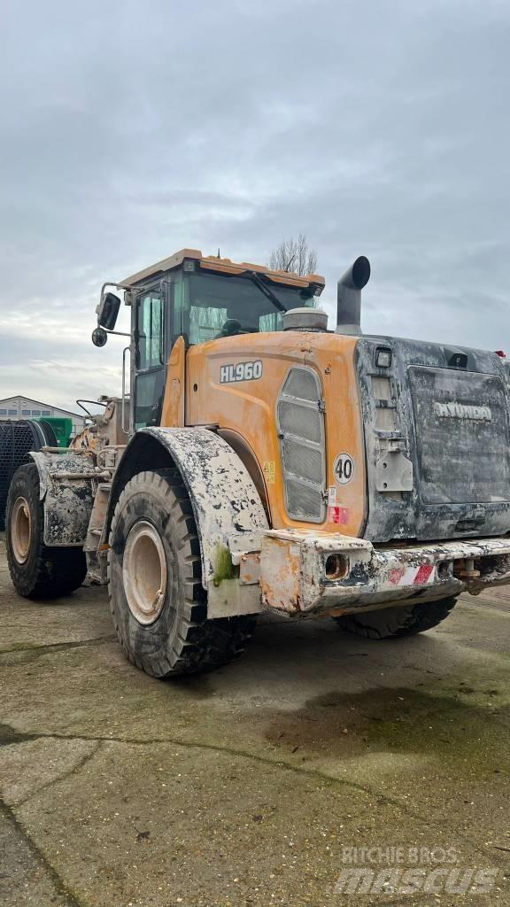 Hyundai HL 960  휠로우더