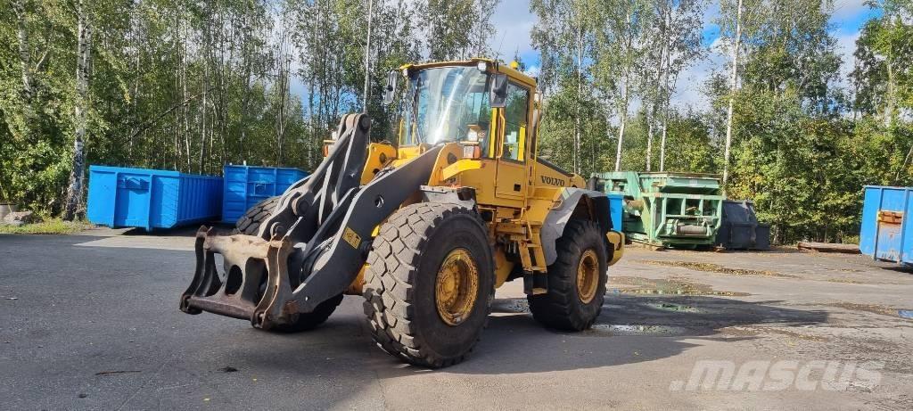 Volvo L 120 E  휠로우더
