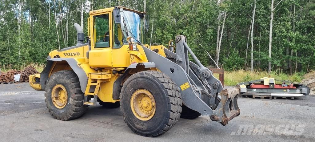 Volvo L 120 E  휠로우더