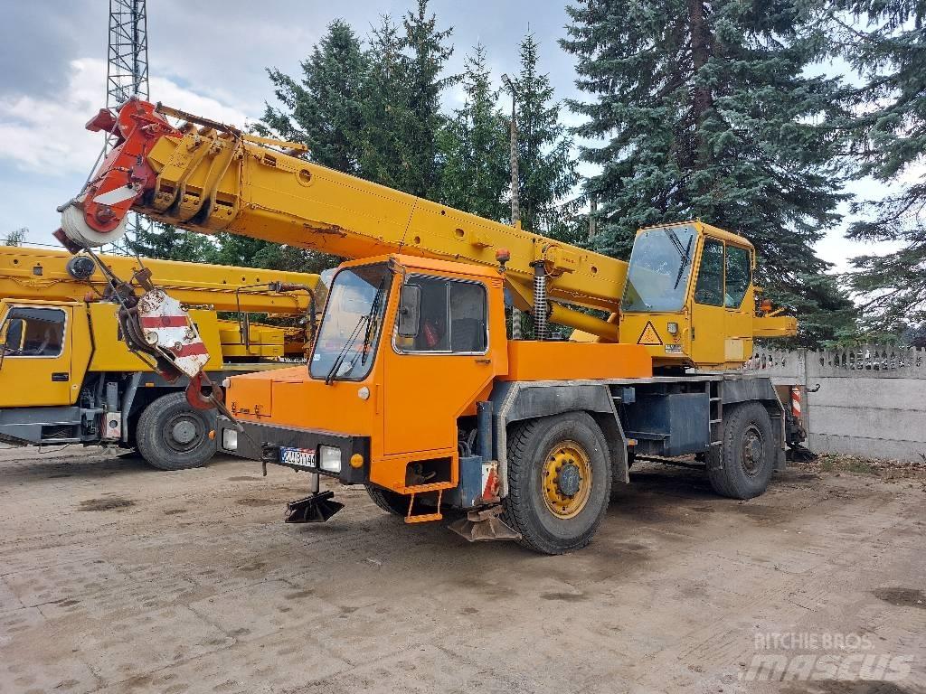 Liebherr LTM 1025 A/T 크레인