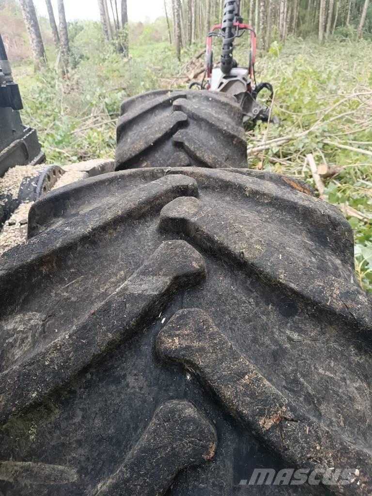 Valmet 931 원목 하베스터
