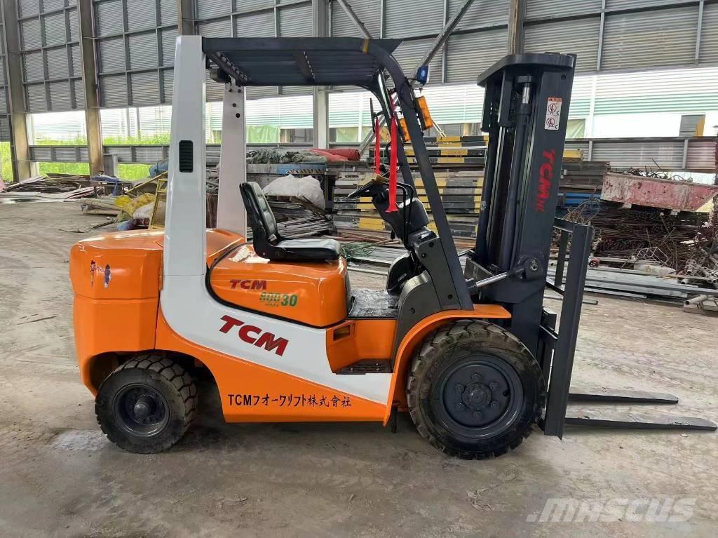 TCM FD 30 디젤 지게차