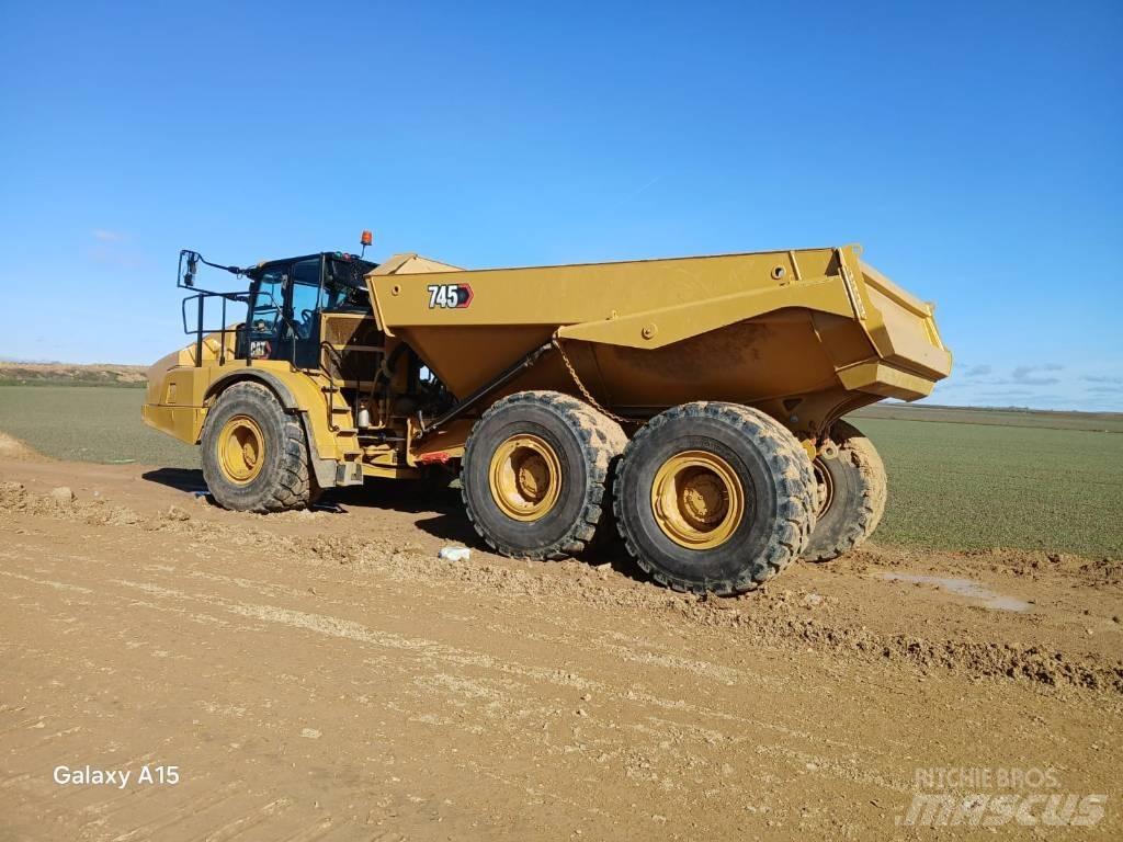 CAT 745 연결식 홀러