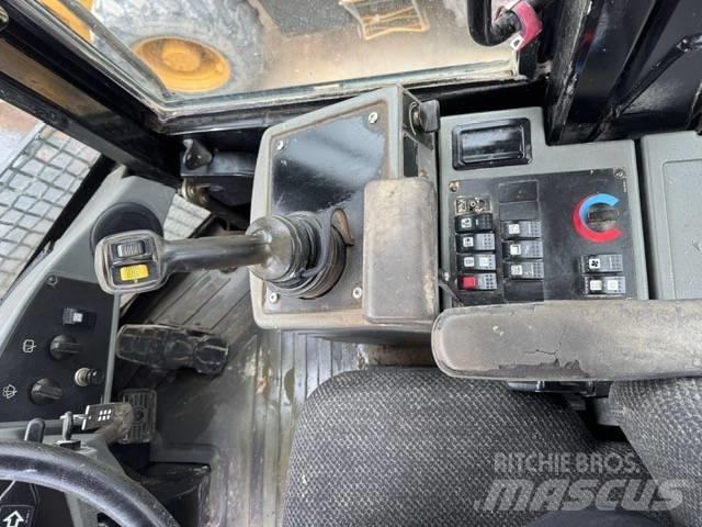 CAT 930 H  휠로우더