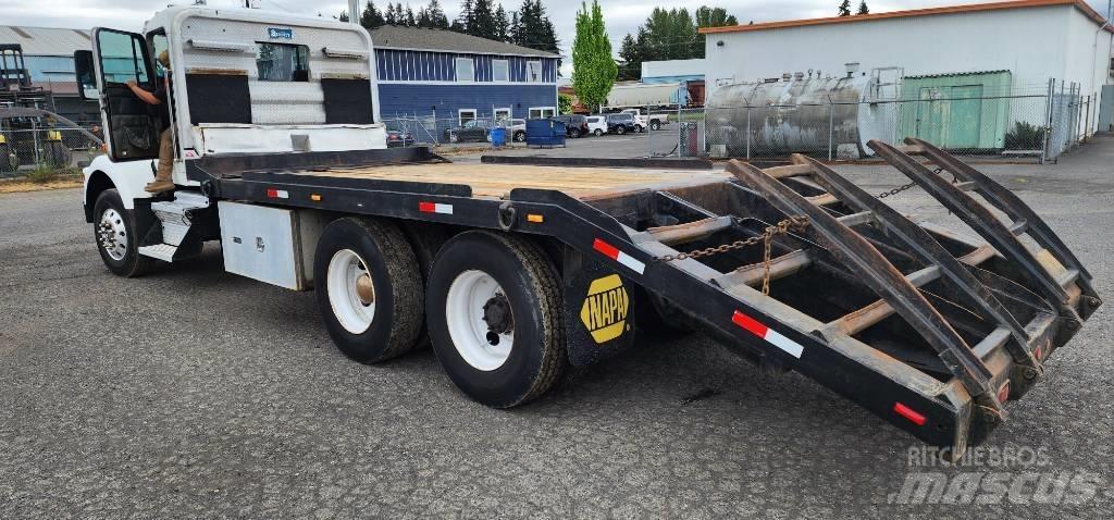 Kenworth T800 플랫베드/드롭사이드 트럭