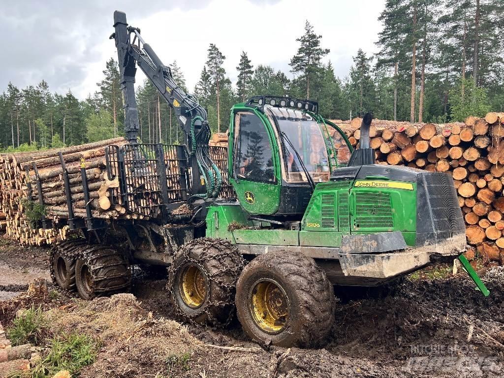 John Deere 1510 G 원목 포워더