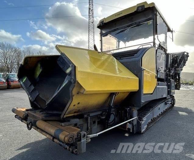 Bomag BMF 2500 S 아스팔트 포장장비
