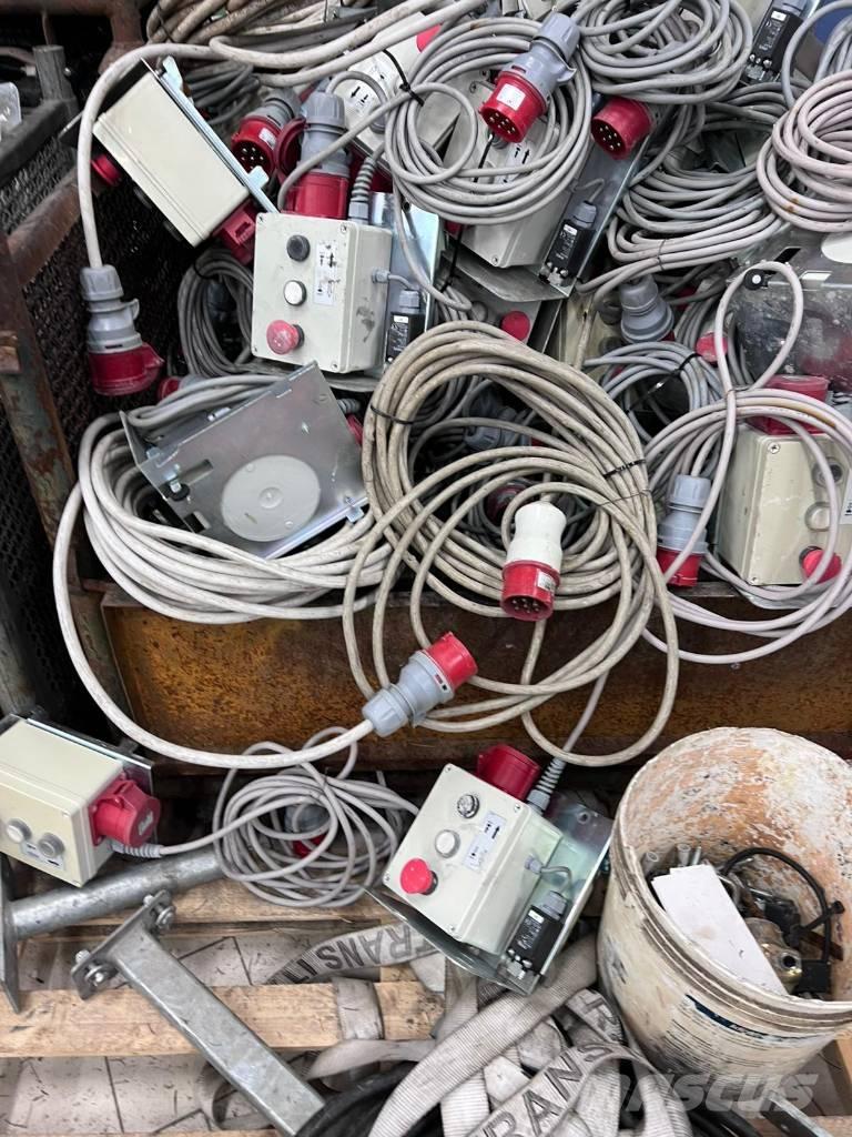 Geda 300 Z-ZP 건설용 호이스트